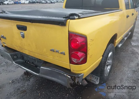 2008 Dodge Ram 1500 Slt из США, поврежденный, VIN 1D7HU182X8S584884